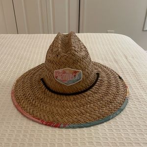 Hemlock straw hat